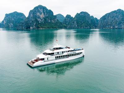 DU THUYỀN HẠ LONG 1 NGÀY: HALONG SYMPHOTHY