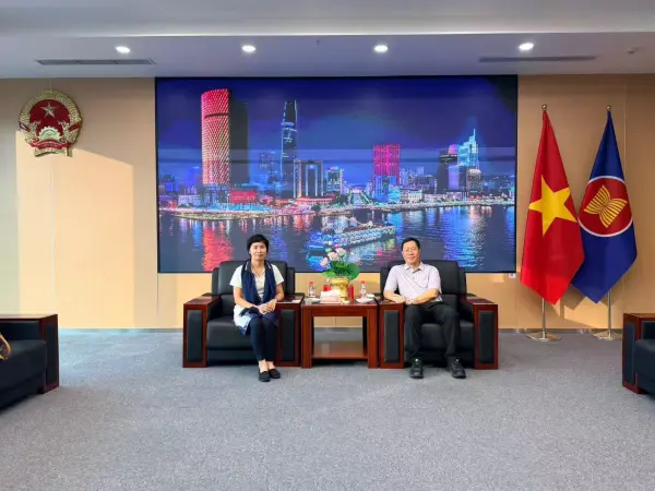 VIETRANTOUR THÚC ĐẨY HỢP TÁC PHÁT TRIỂN DU LỊCH VIỆT NAM – TRÙNG KHÁNH