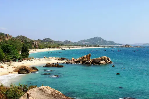 Chuỗi ngọc xanh trên biển biếc