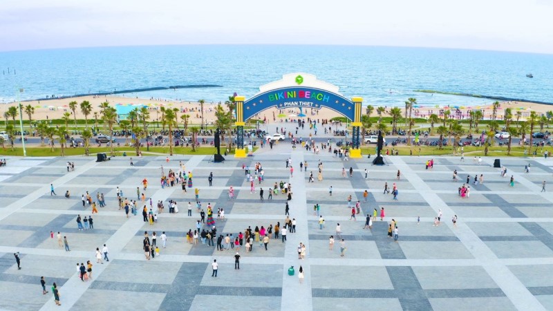 BIKINI BEACH PHAN THIẾT