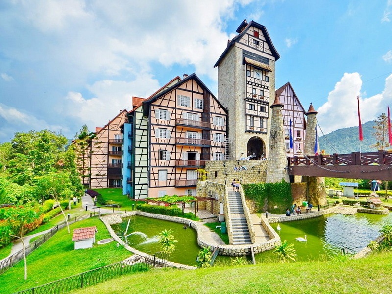 Làng Pháp Colmar Tropicale