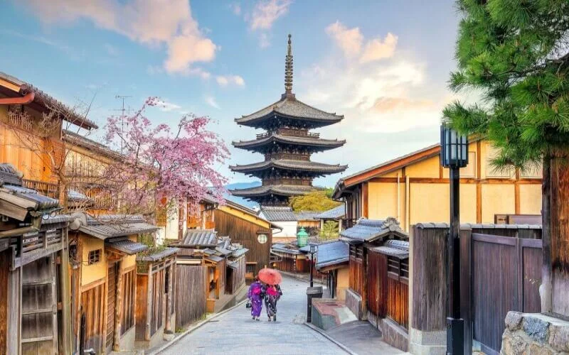 Hành trình 1 ngày- tham quan khu phía Bắc ven biển Nhật Bản- Ngoại ô Kyoto