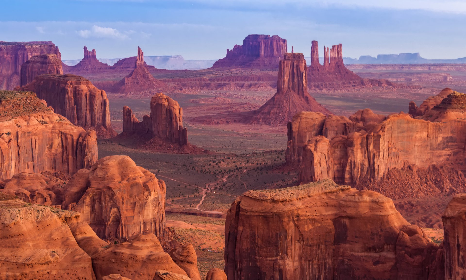 Thung lũng Tượng Đài ( Monument Valley )