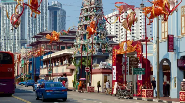Sắc Màu Đêm Đảo Quốc: Khám Phá Chinatown – Little India – Du Thuyền Sông Singapore (4h)