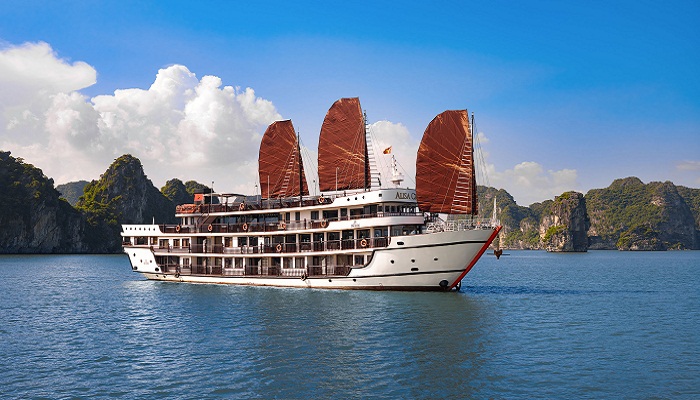 Du thuyền Hạ Long 2 ngày: Alisa Premier