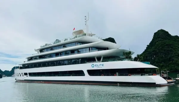 Du thuyền Hạ Long 2 ngày: Elite of the Seas