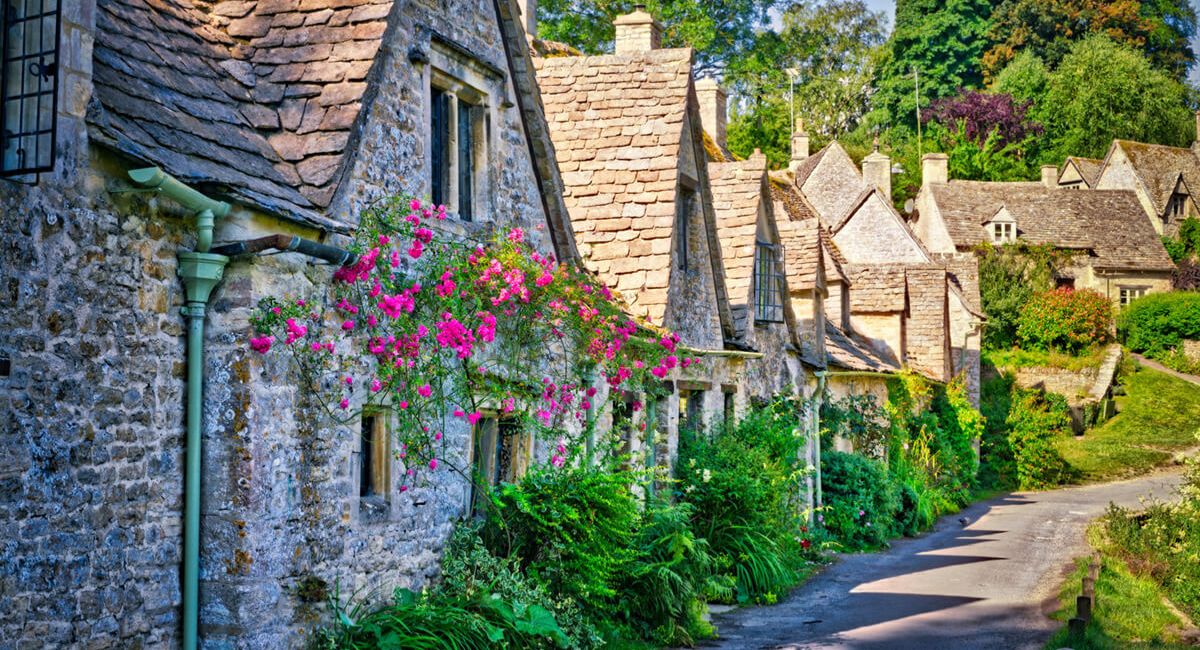 Vương Quốc Anh Trọn Vẹn – Hành Trình Di Sản & Cảnh Đẹp 9 Ngày